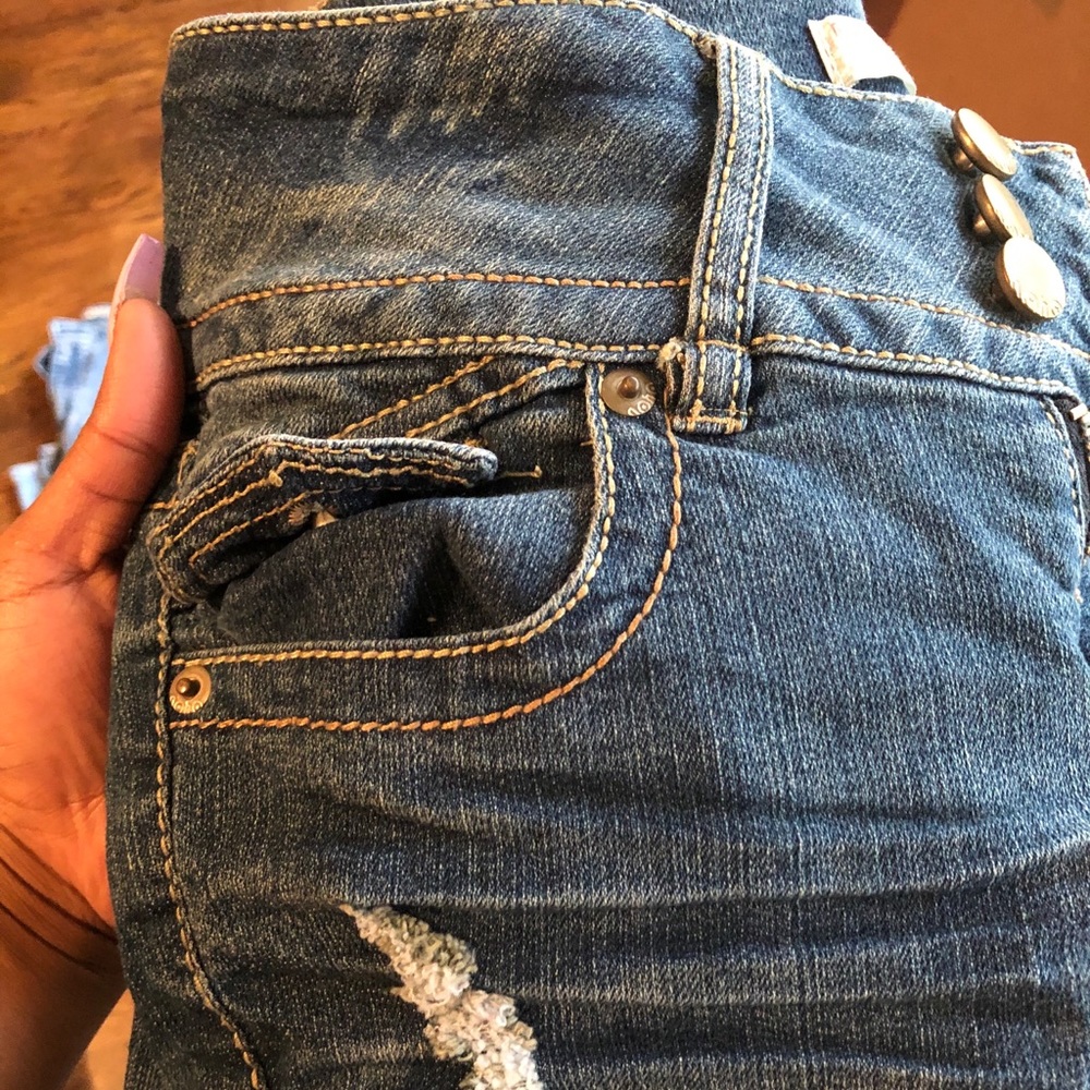 Clothes - Picture 2 of 5